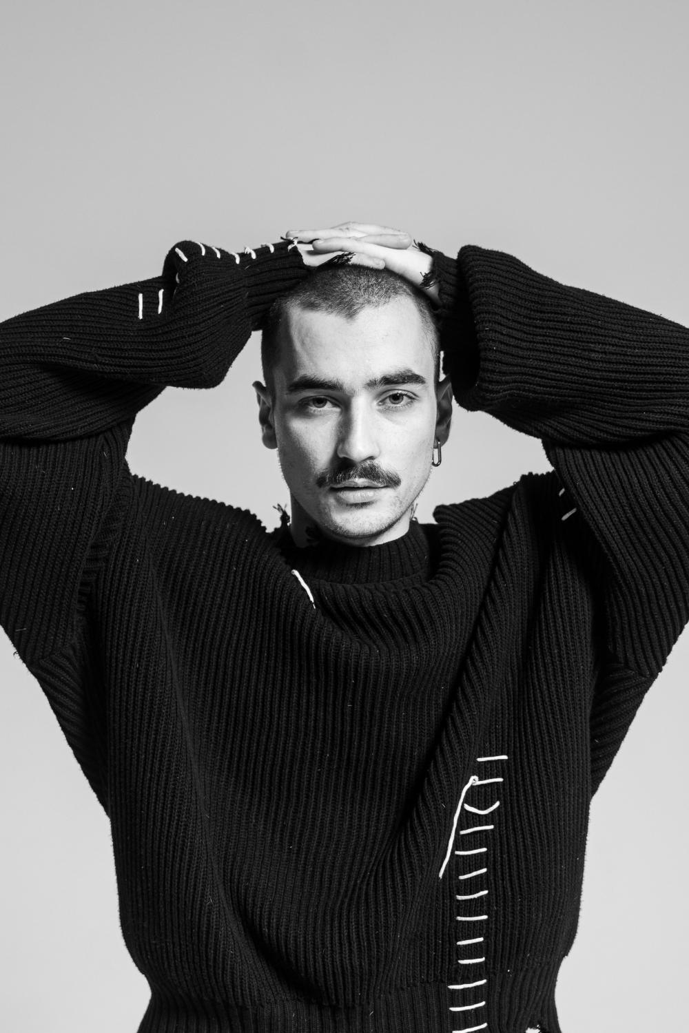 A Gold Recordnál folytatja Filo