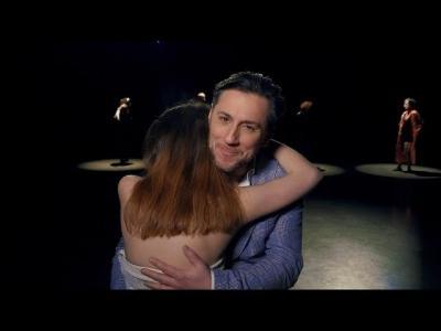 LOMBOS ÚR – Reménytelen szerelmek háza