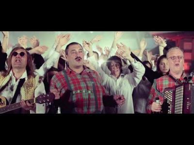 IRIGY HÓNALJMIRIGY – Mulat a király