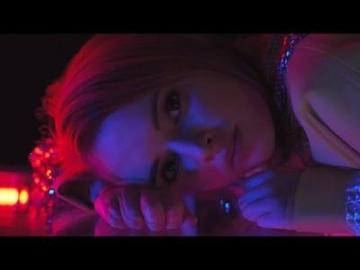 BAGDI ENIKŐ – Mindenkit elhagyunk