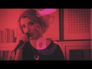 TAMÁSKA GABI – Élőben jobb