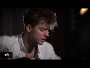 MEHRINGER MARCI – Késő már